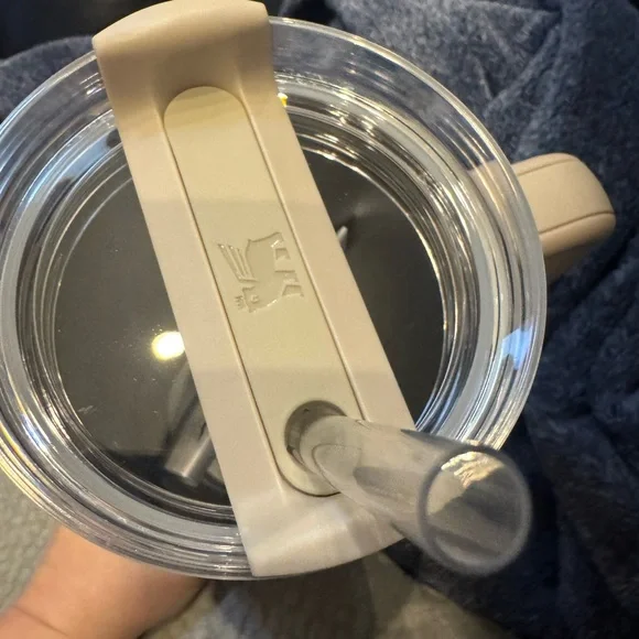 Stanley Metallic Gold Tumbler - Picture 2 of 8